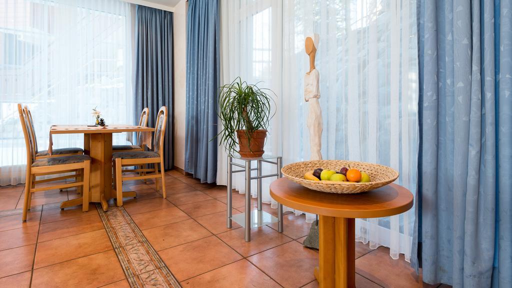 Hotel Alpenperle Saas Fee 외부 사진