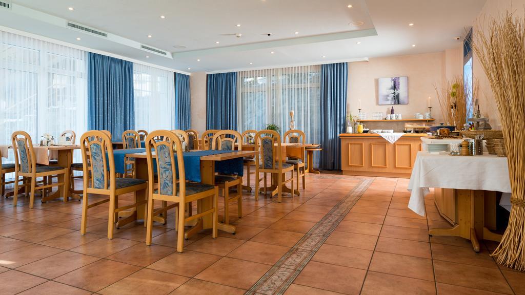 Hotel Alpenperle Saas Fee 외부 사진