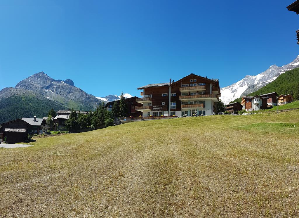Hotel Alpenperle Saas Fee 외부 사진
