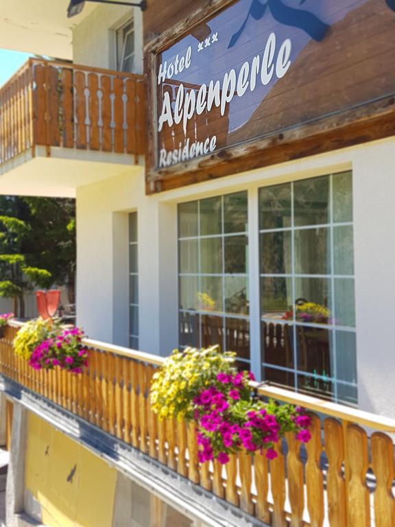 Hotel Alpenperle Saas Fee 외부 사진