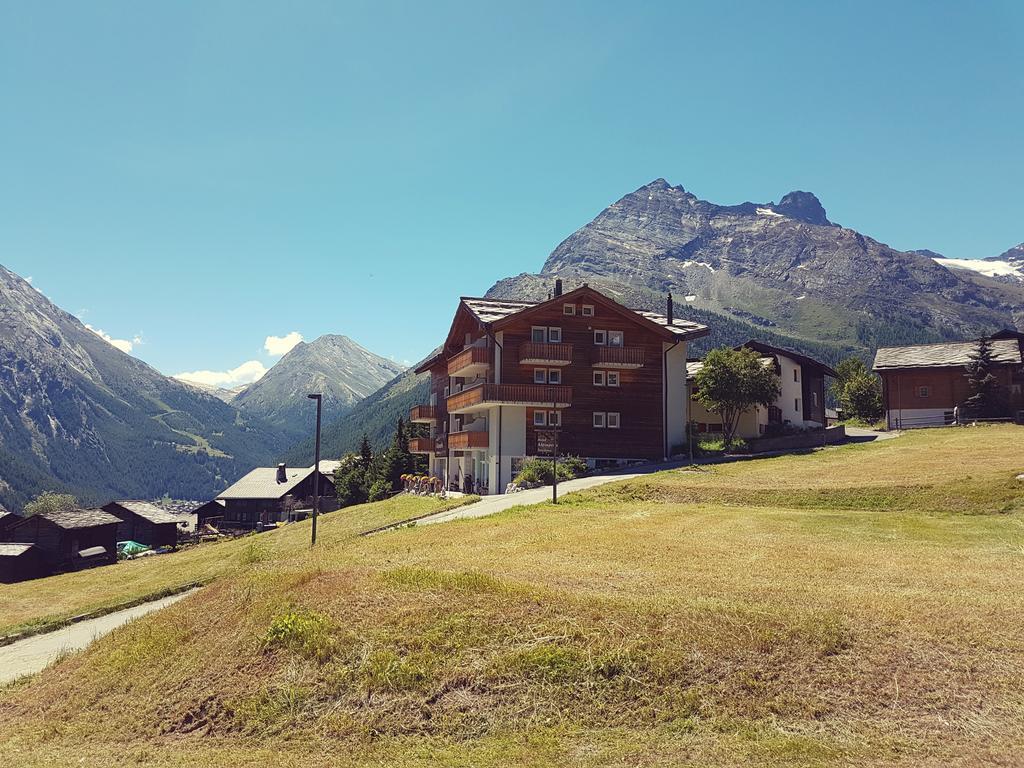Hotel Alpenperle Saas Fee 외부 사진