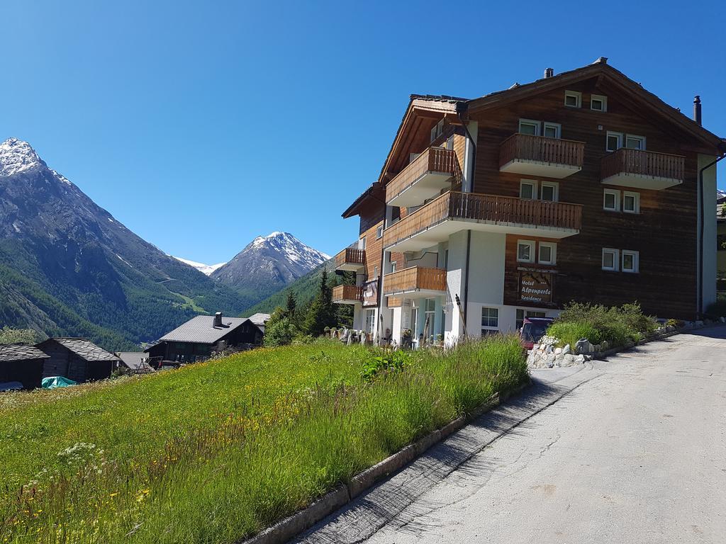Hotel Alpenperle Saas Fee 외부 사진