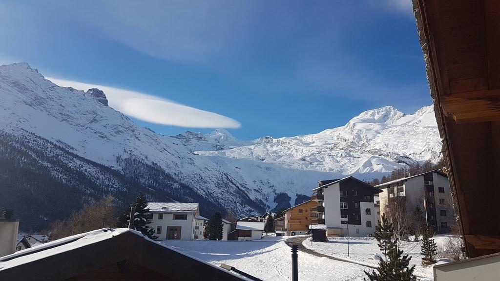 Hotel Alpenperle Saas Fee 외부 사진