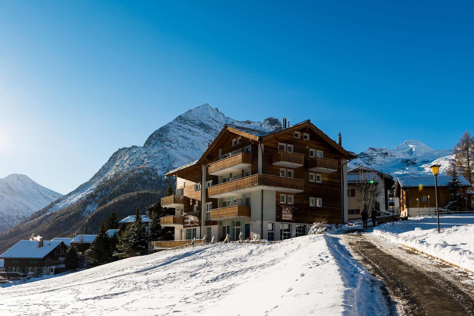 Hotel Alpenperle Saas Fee 외부 사진